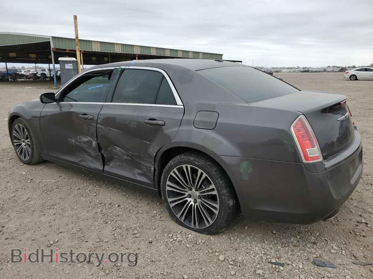 2014 CHRYSLER 300 - VIN: 2C3CCABG2EH200938 - Фото 2