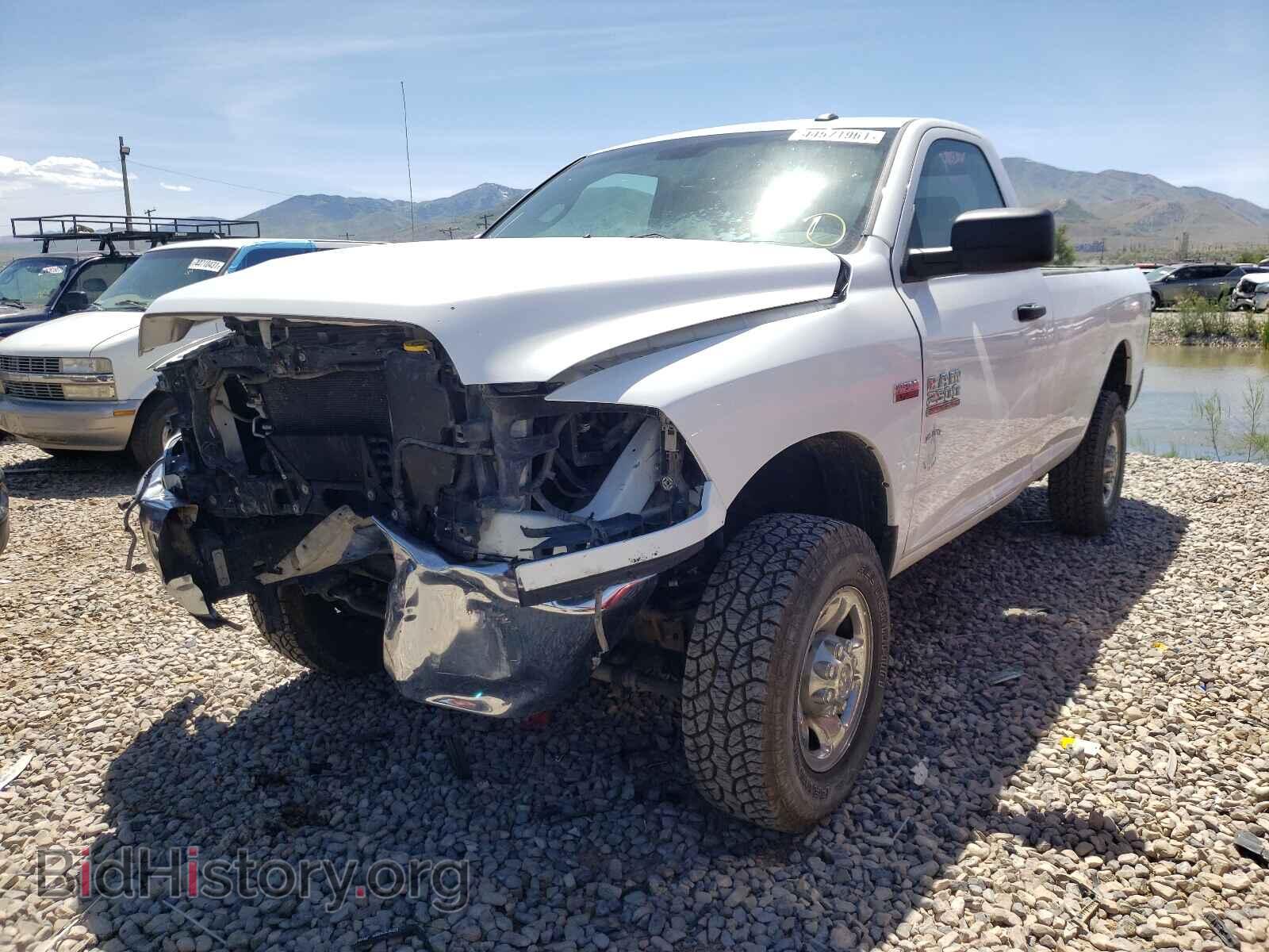 2016 RAM 2500 - VIN: 3C6LR5AT4GG124424 - Photo 2