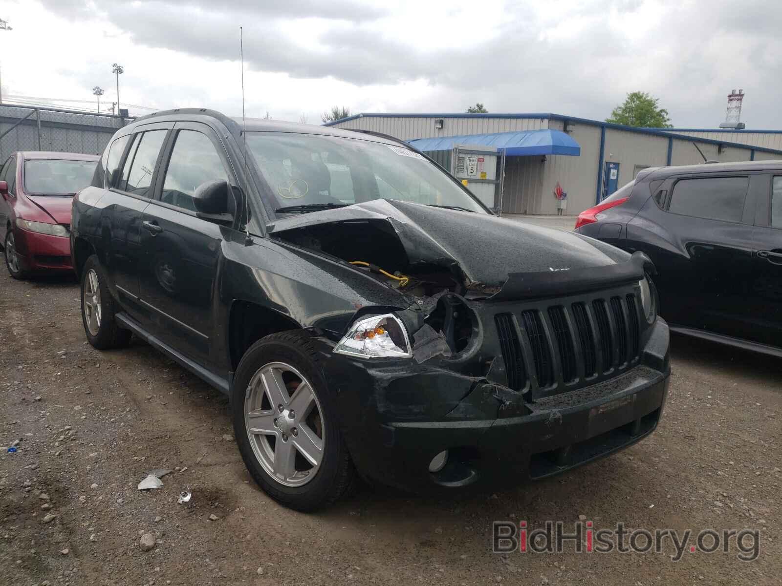 Фотография 1J4NF4FB1AD608716 - JEEP COMPASS 2010