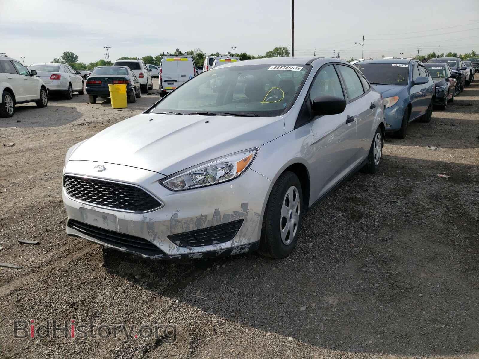 2018 FORD FOCUS - VIN: 1FADP3E25JL301801 - Фото 2