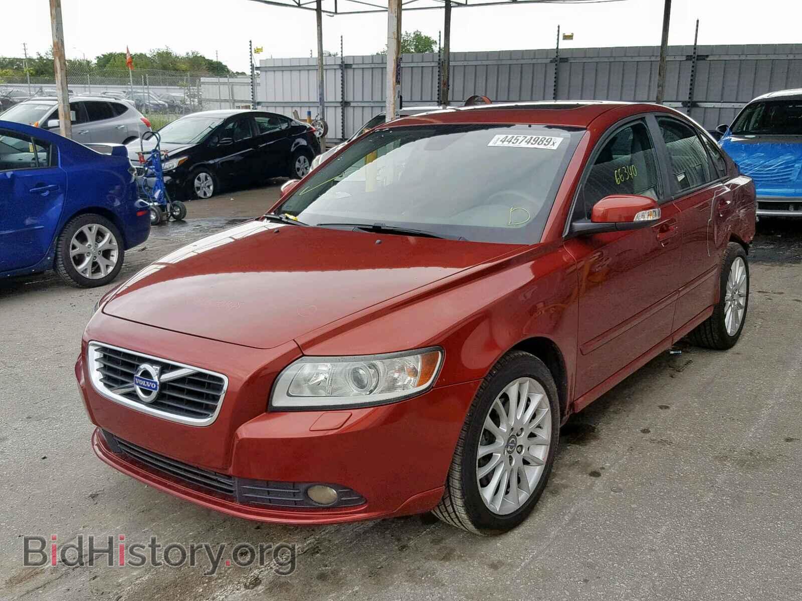 2011 VOLVO S40 - VIN: YV1672MS3B2537699 - Фото 2