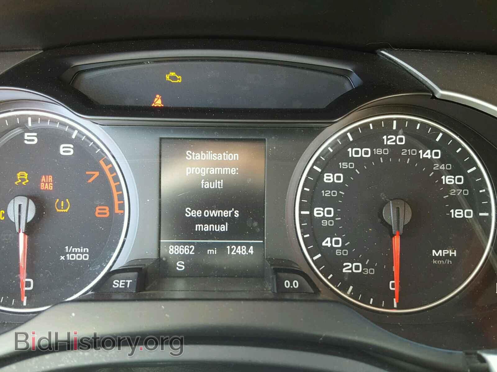 2011 AUDI A4 - VIN: WAUFFAFL8BA063910 - Фото 8