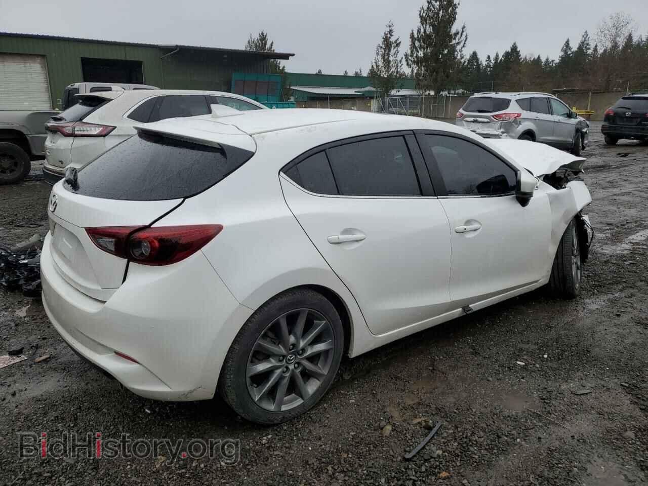 2018 MAZDA 3 - VIN: 3MZBN1M39JM266875 - Фото 3