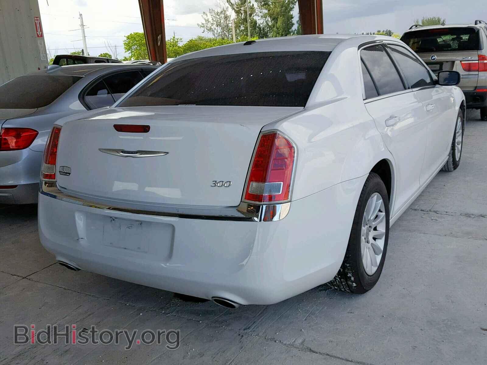 2013 CHRYSLER 300 - VIN: 2C3CCAAG4DH504336 - Фото 4