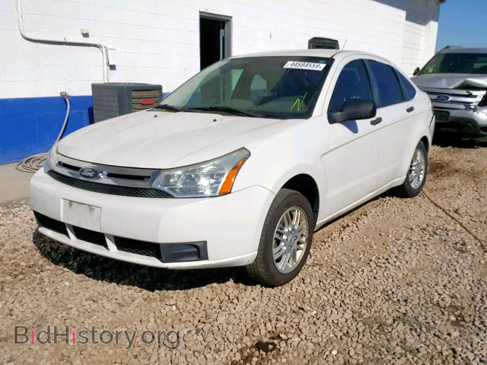 2009 FORD FOCUS SE - VIN: 1FAHP35N19W179489 - Фото 2