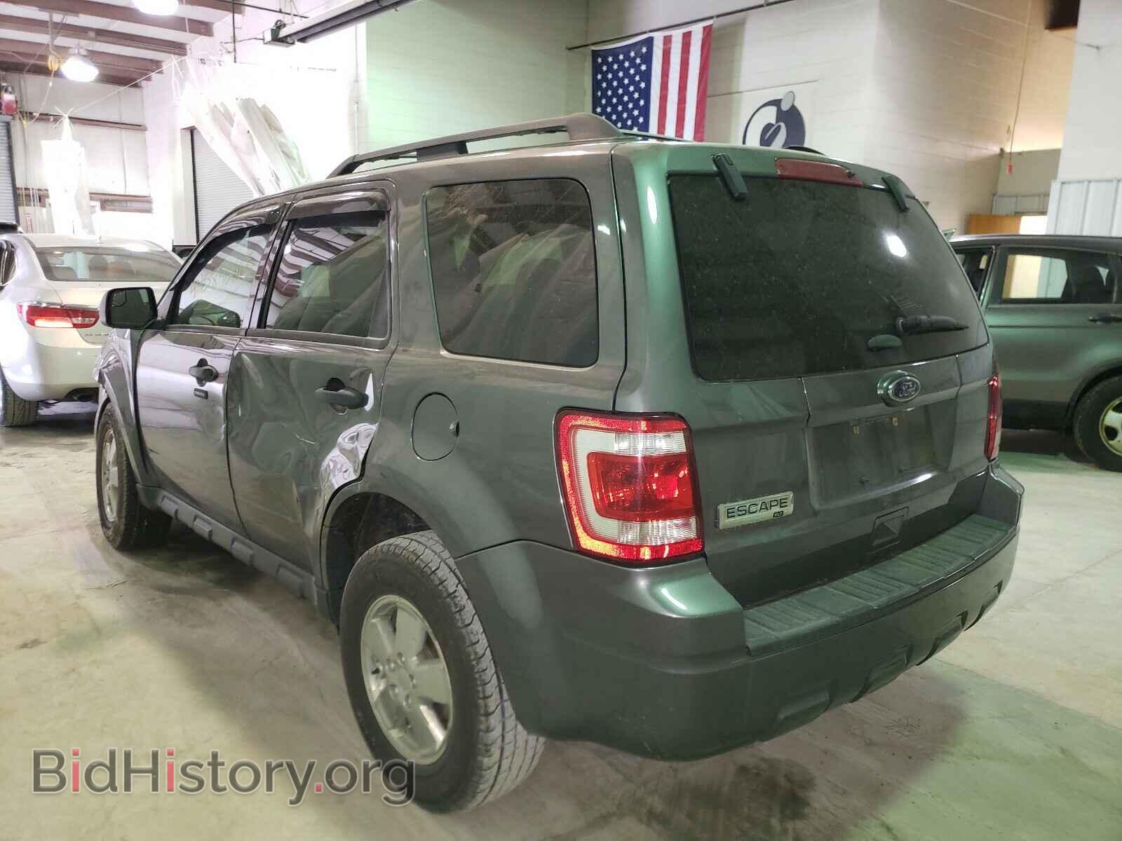 2011 FORD ESCAPE - VIN: 1FMCU0D72BKC16802 - Фото 3