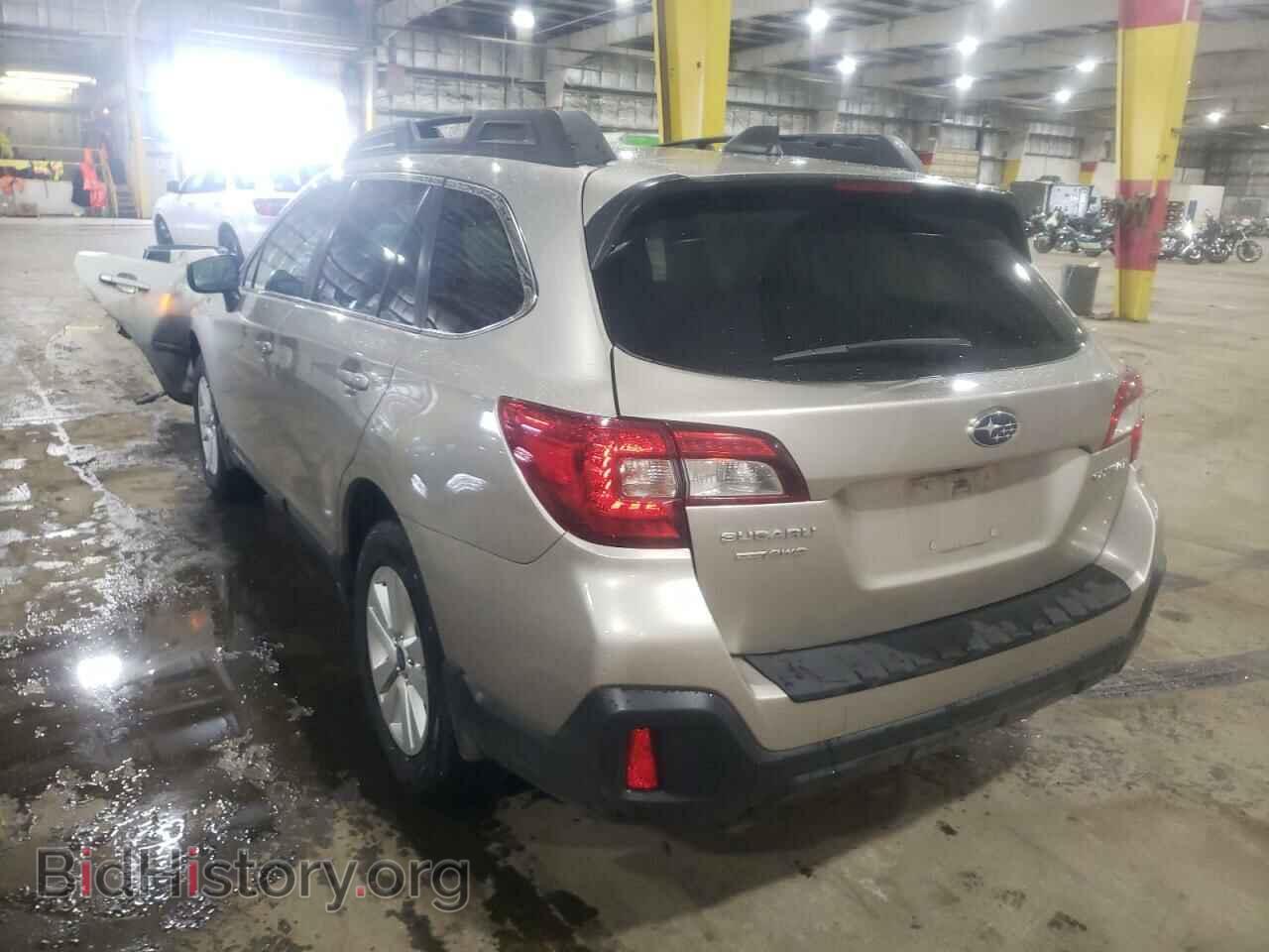 2018 SUBARU OUTBACK - VIN: 4S4BSAHC7J3218150 - Фото 3