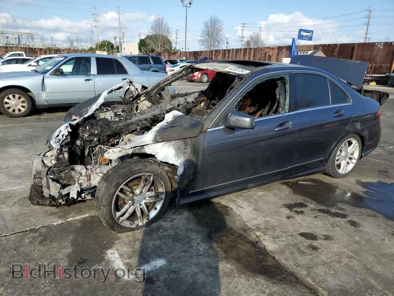 Photo WDDGF4HB2EA947865 - MERCEDES-BENZ C-CLASS 2014
