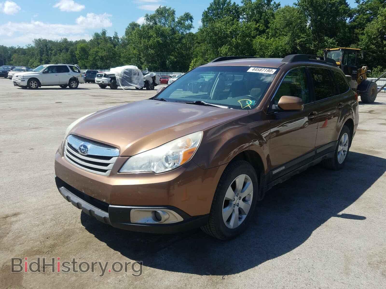 2011 SUBARU OUTBACK - VIN: 4S4BRBCC8B3336105 - Photo 2