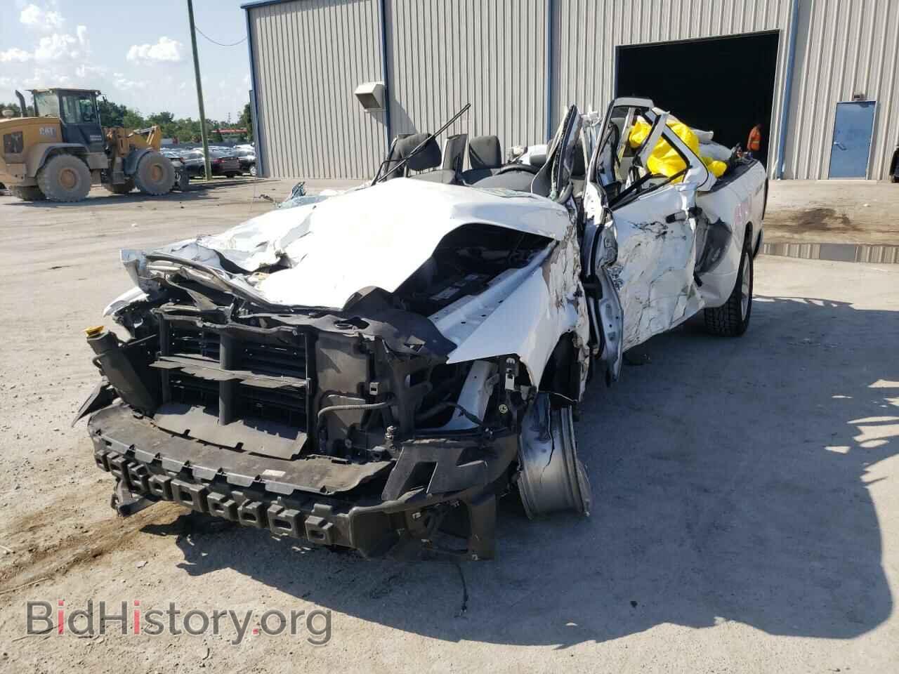 2016 RAM 1500 - VIN: 1C6RR6FT2GS106442 - Фото 2