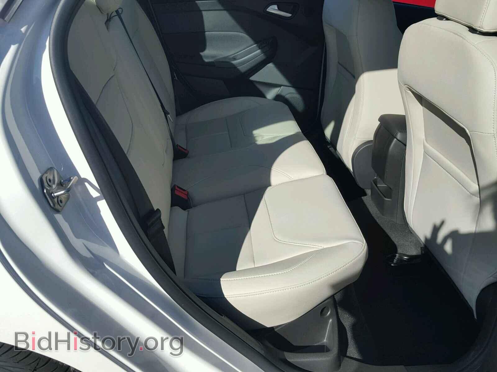 2017 FORD FOCUS - VIN: 1FADP3J2XHL256631 - Photo 6
