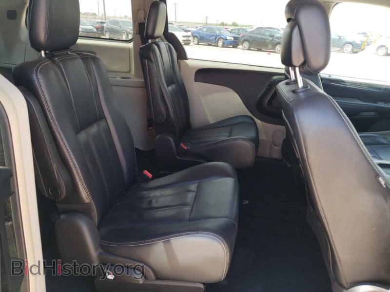 2013 Chrysler MINIVAN (VIN 2C4RC1BG1DR743714) — photo 6 of 10