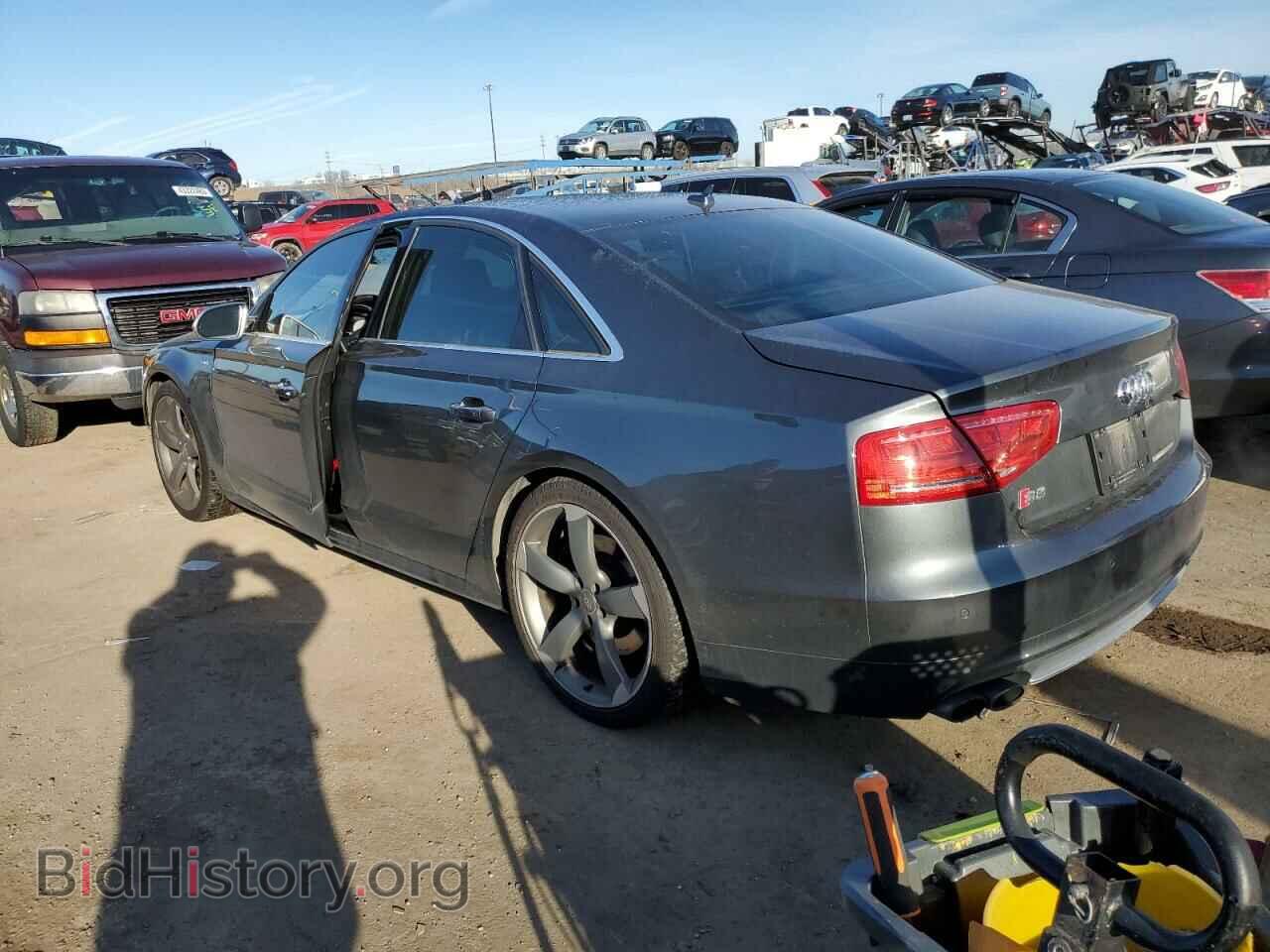 2013 AUDI S8 - VIN: WAUD2AFD7DN030324 - Photo 2
