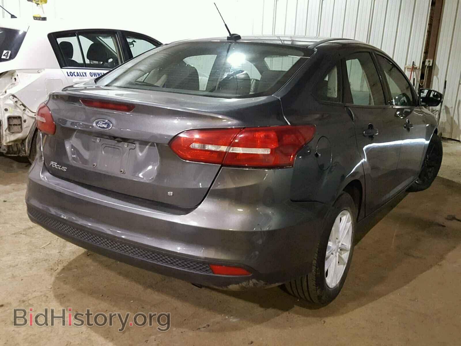 2017 FORD FOCUS - VIN: 1FADP3F2XHL233018 - Photo 4
