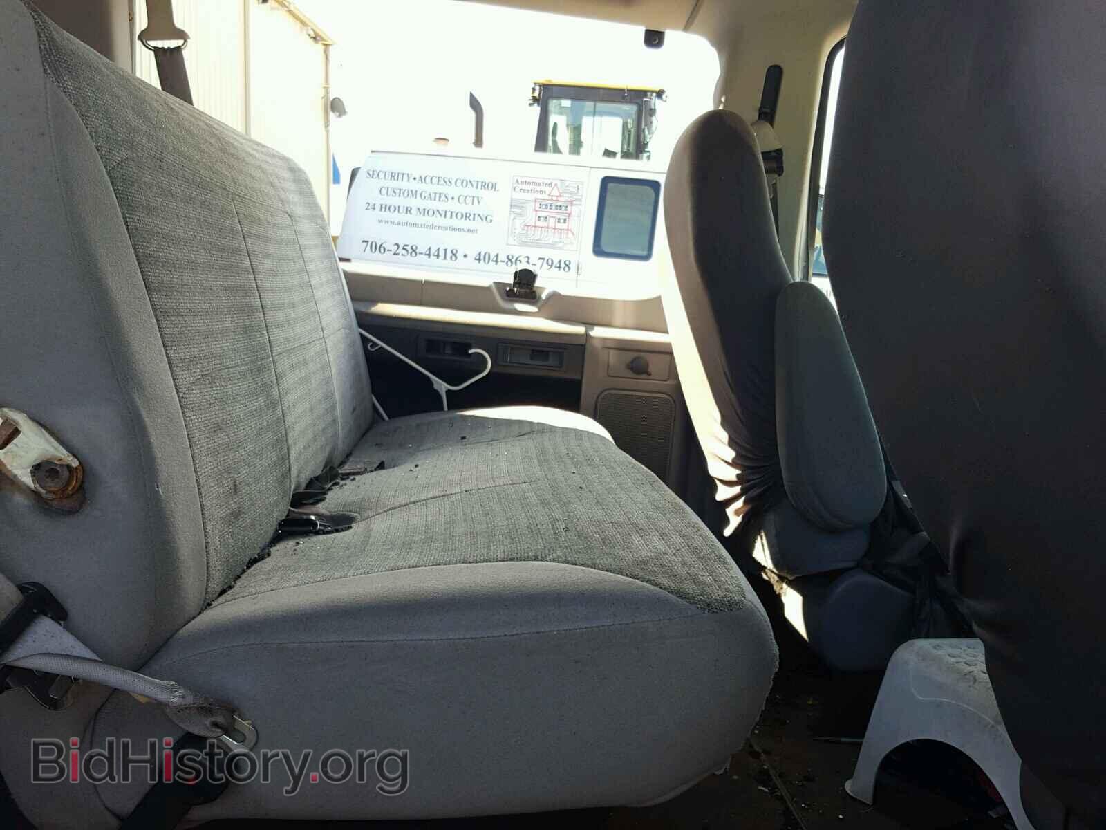 2004 FORD ECONOLINE - VIN: 1FBSS31L54HA11391 - Фото 6