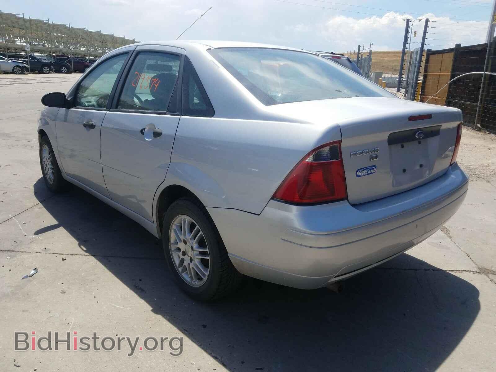 2007 FORD FOCUS - VIN: 1FAHP34N37W242185 - Фото 3