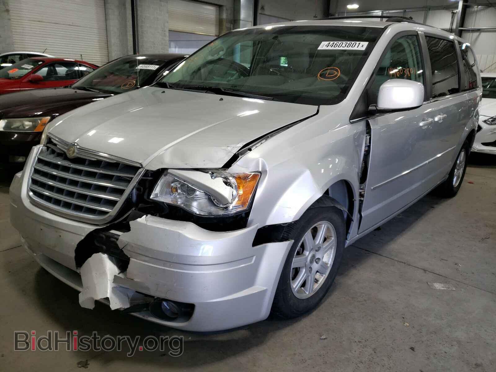 2010 CHRYSLER MINIVAN - VIN: 2A4RR5D10AR183351 - Фото 2