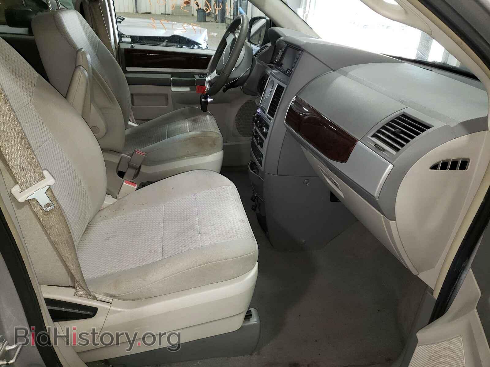 2010 CHRYSLER MINIVAN - VIN: 2A4RR5D10AR183351 - Фото 5