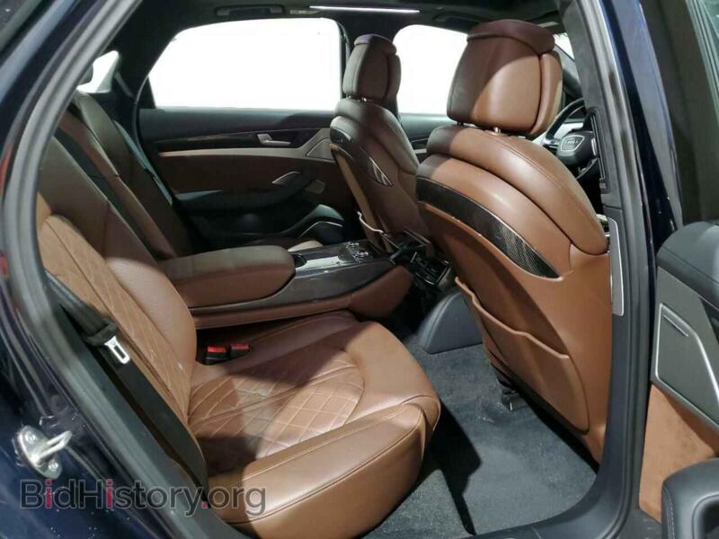 2014 Audi S8 (VIN WAUD2AFD2EN003775) — photo 10 of 13