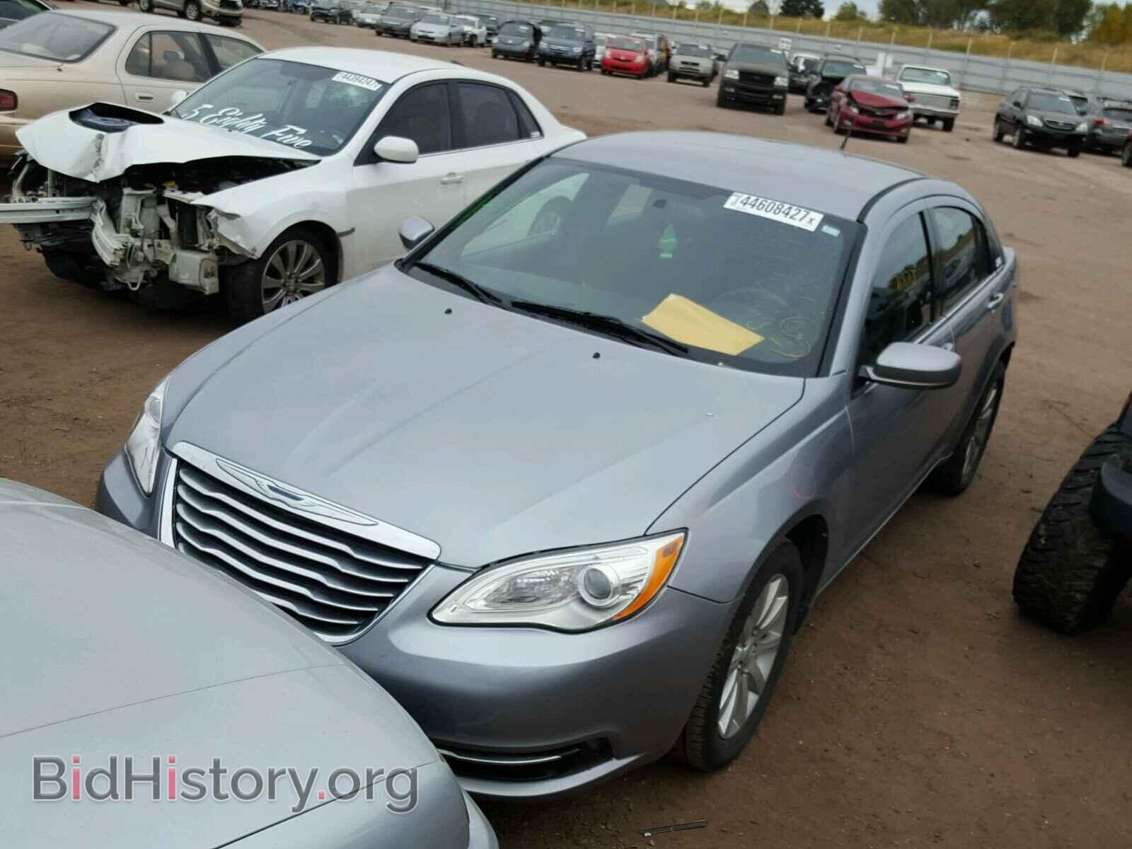 2013 CHRYSLER 200 - VIN: 1C3CCBBB3DN737804 - Photo 2