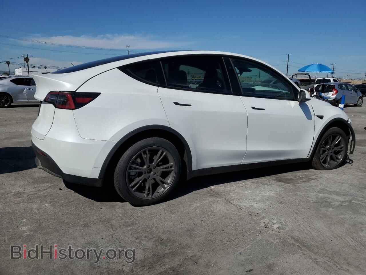 2024 TESLA MODEL Y - VIN: 7SAYGDED5RF196309 - Фото 3