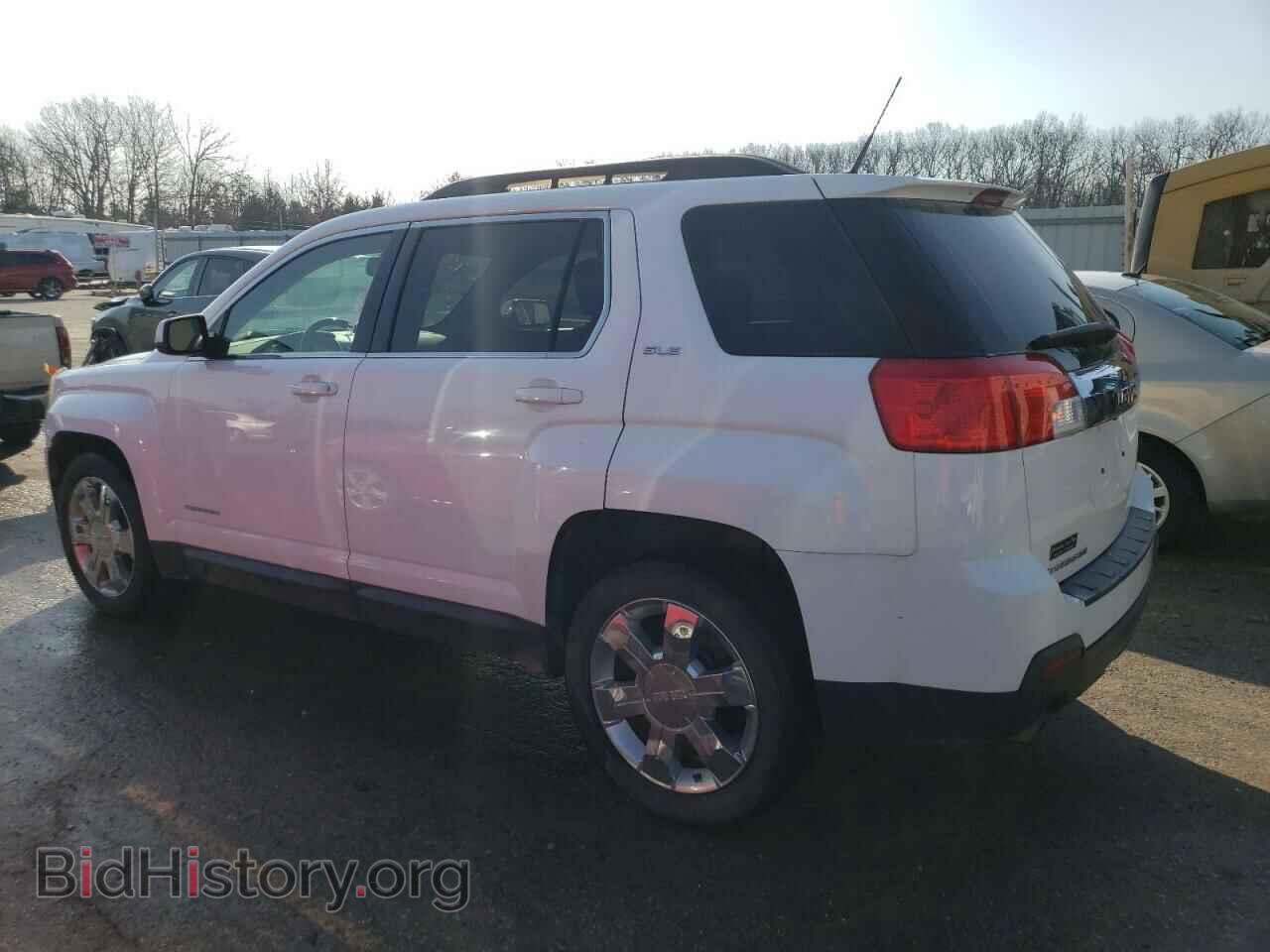 2010 GMC TERRAIN - VIN: 2CTFLDEY3A6352140 - Photo 2