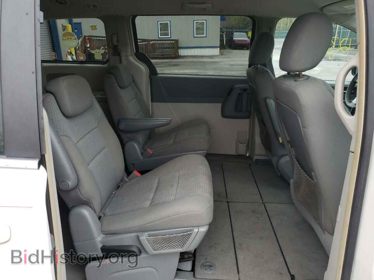 2010 CHRYSLER MINIVAN - VIN: 2A4RR4DE3AR143178 - Фото 6