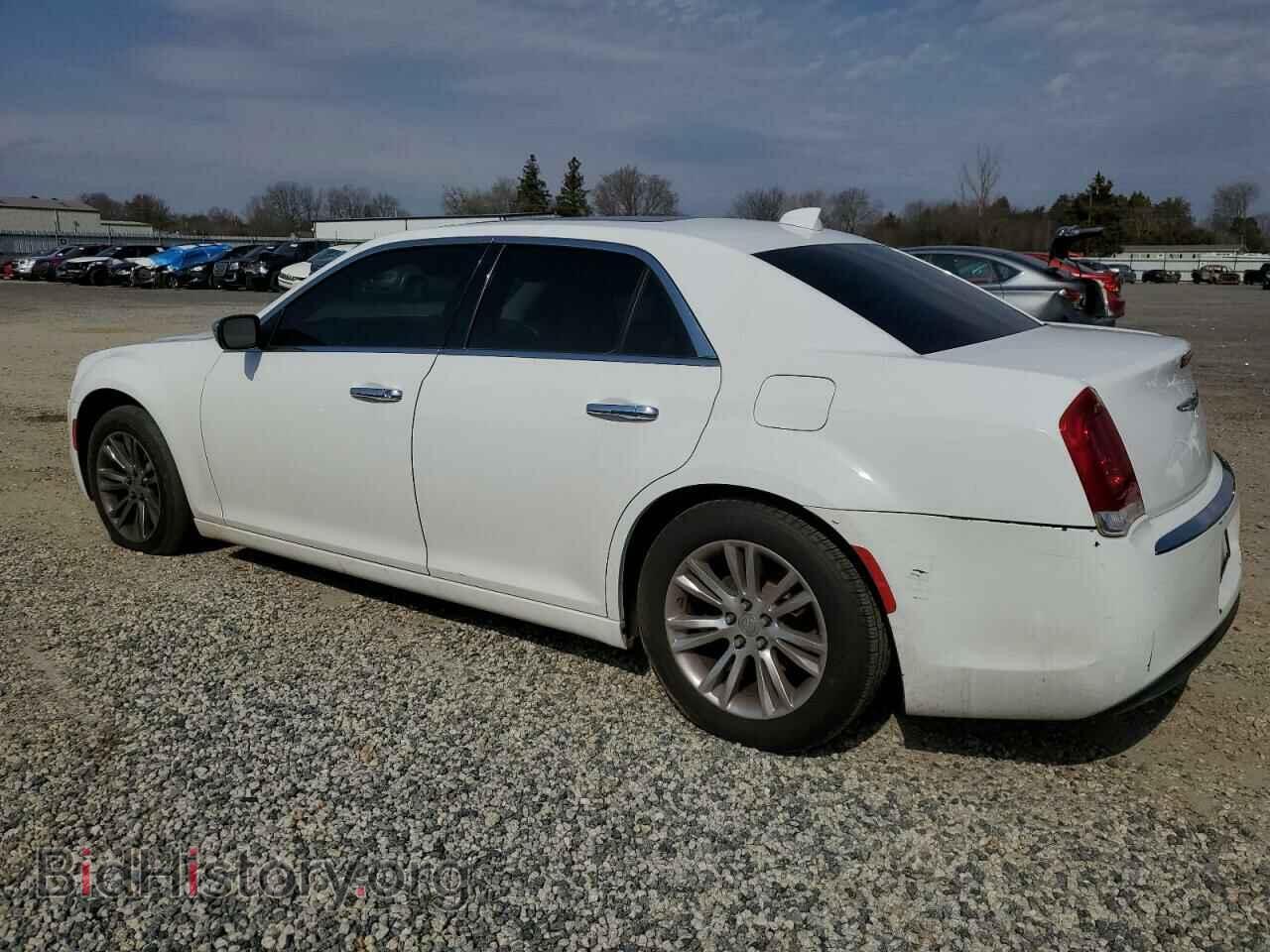 2017 CHRYSLER 300 - VIN: 2C3CCAEG0HH564761 - Фото 2