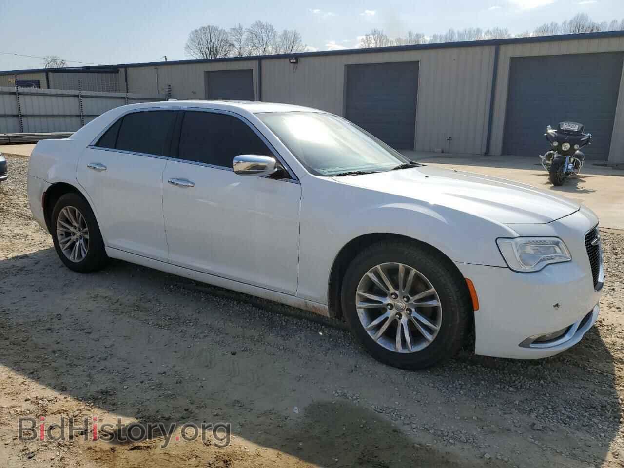 2017 CHRYSLER 300 - VIN: 2C3CCAEG0HH564761 - Фото 4