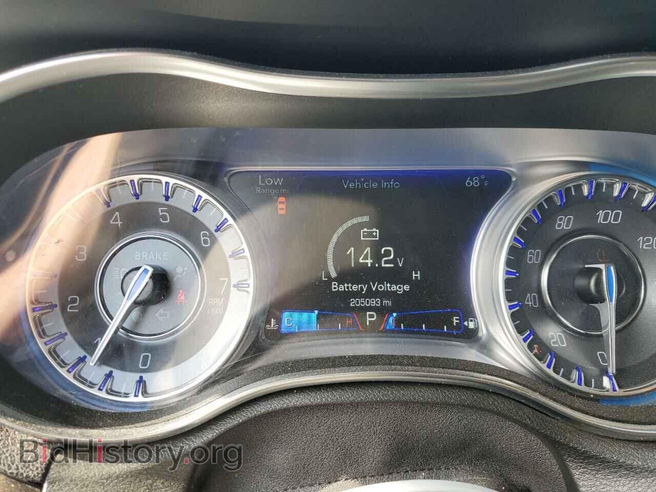 2017 CHRYSLER 300 - VIN: 2C3CCAEG0HH564761 - Фото 9