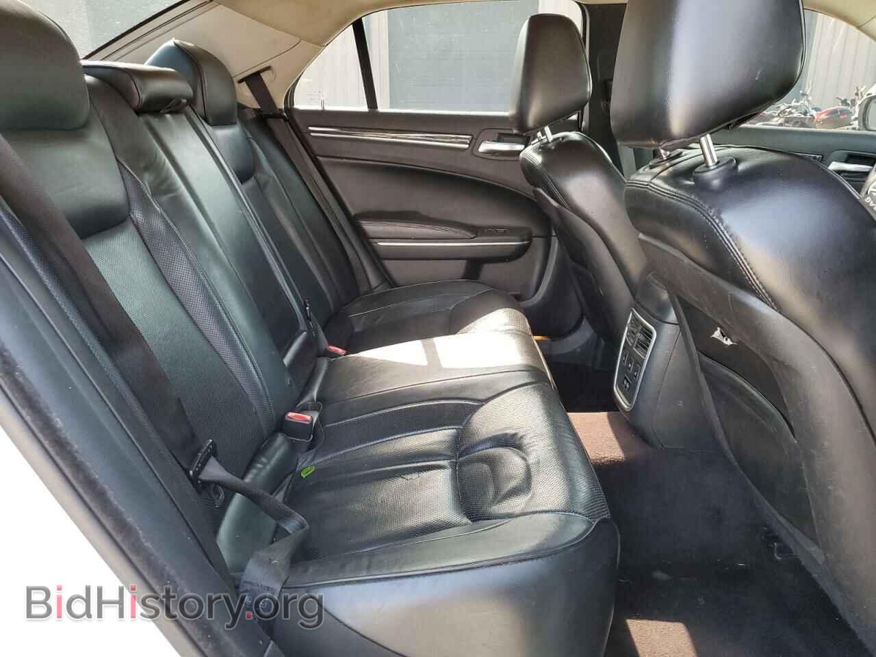 2017 CHRYSLER 300 - VIN: 2C3CCAEG0HH564761 - Фото 10