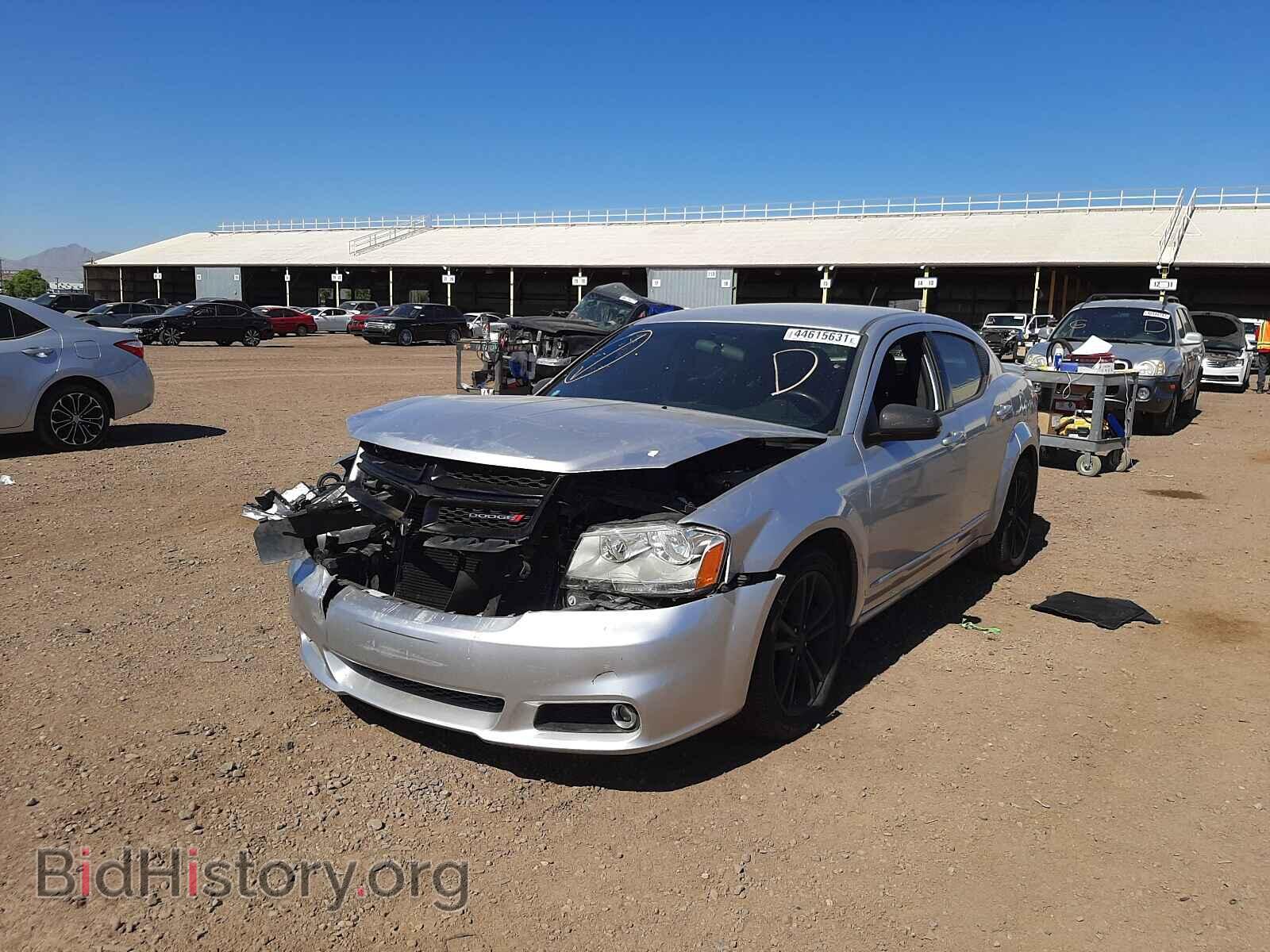 2011 DODGE AVENGER - VIN: 1B3BD1FG3BN584733 - Фото 2