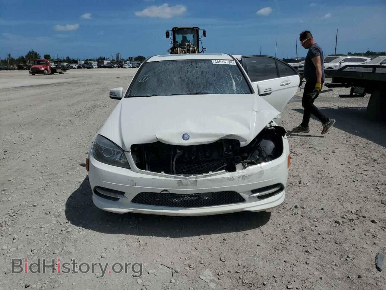 2011 MERCEDES-BENZ C-CLASS - VIN: WDDGF8BB0BR185083 - Фото 5