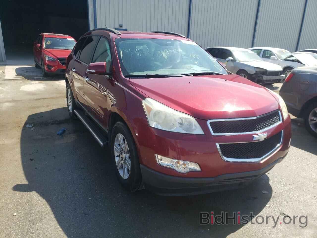 Photo 1GNLRGED8AS126370 - CHEVROLET TRAVERSE 2010
