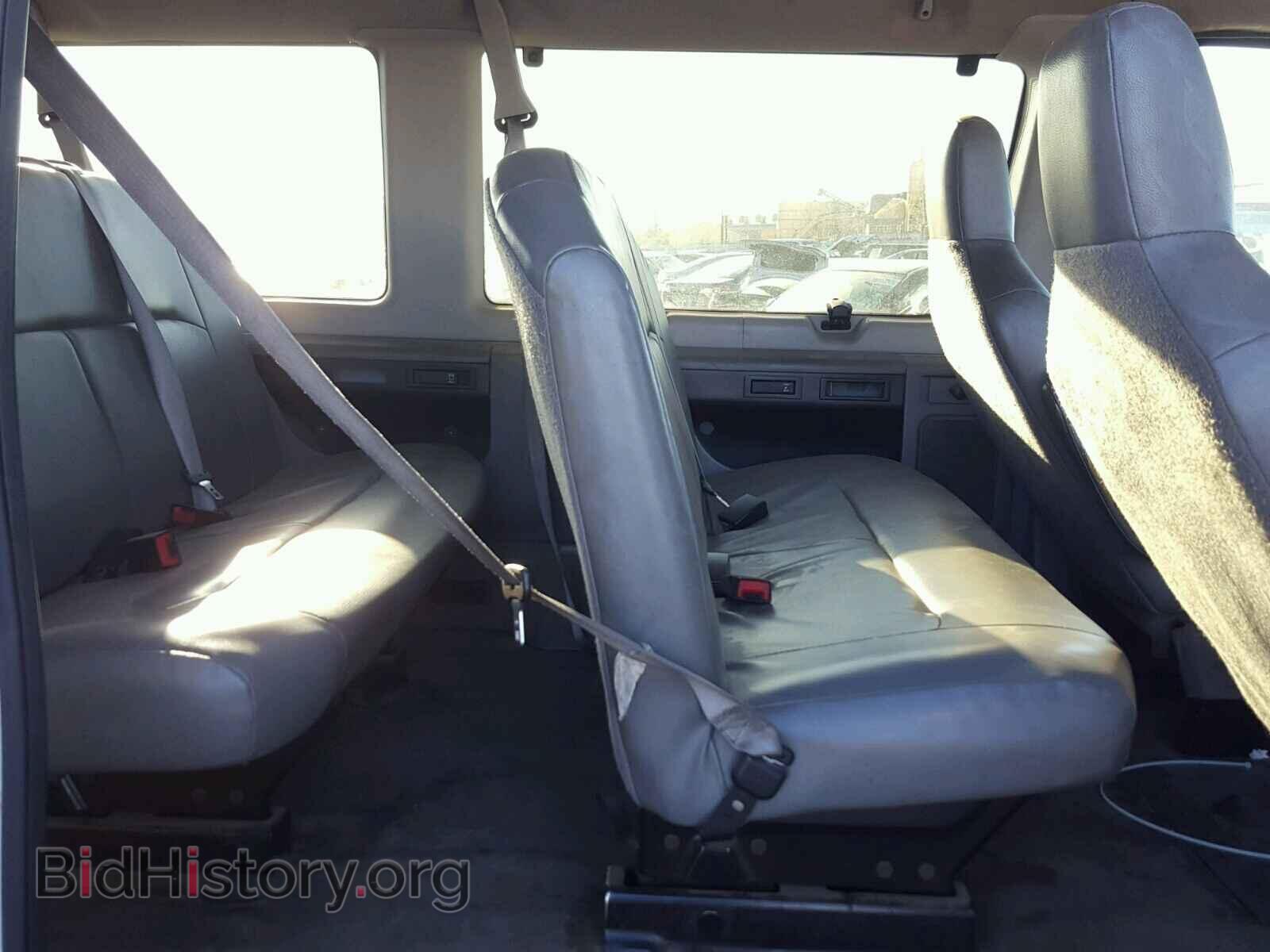 2011 FORD ECONOLINE - VIN: 1FBNE3BL7BDA70403 - Фото 6