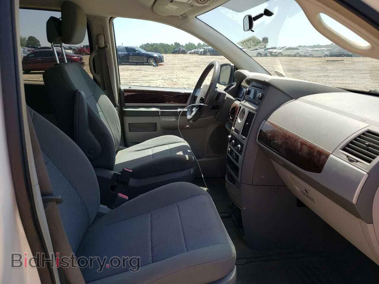 2010 CHRYSLER MINIVAN - VIN: 2A4RR5D12AR309015 - Фото 5