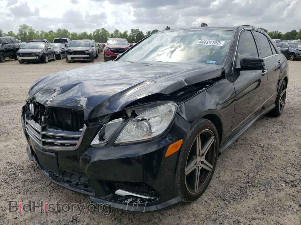 2013 MERCEDES-BENZ E-CLASS - VIN: WDDHF5KB4DA670363 - Фото 2