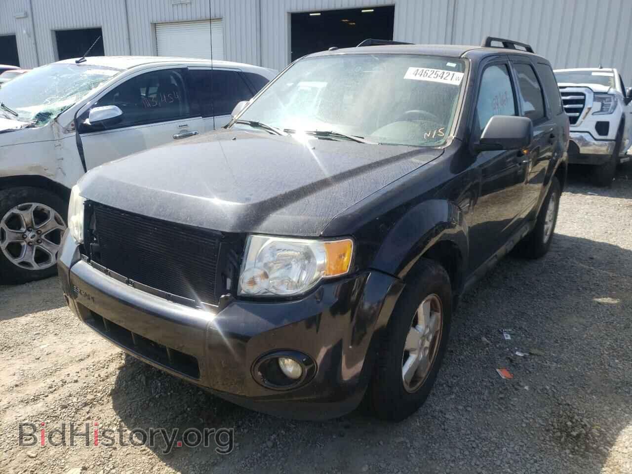 2011 FORD ESCAPE - VIN: 1FMCU0D76BKB54403 - Фото 2
