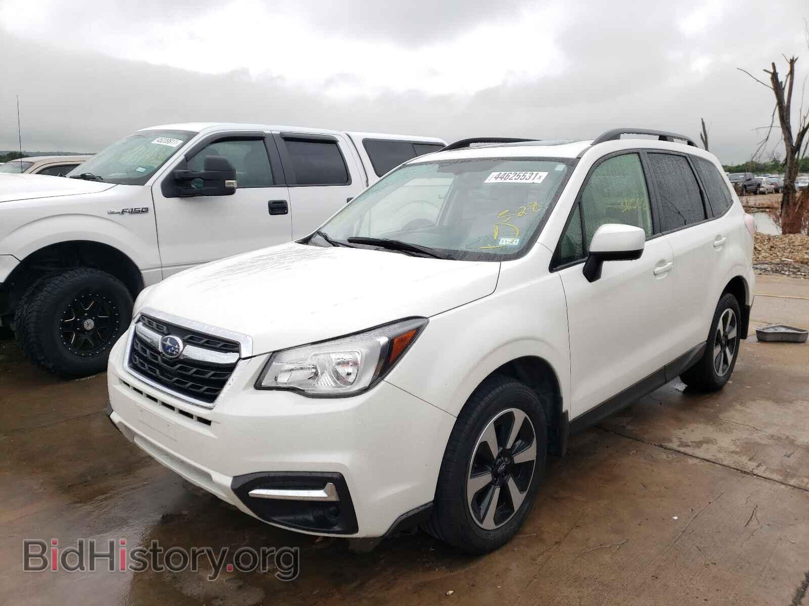 2017 SUBARU FORESTER - VIN: JF2SJAEC2HH400381 - Фото 2