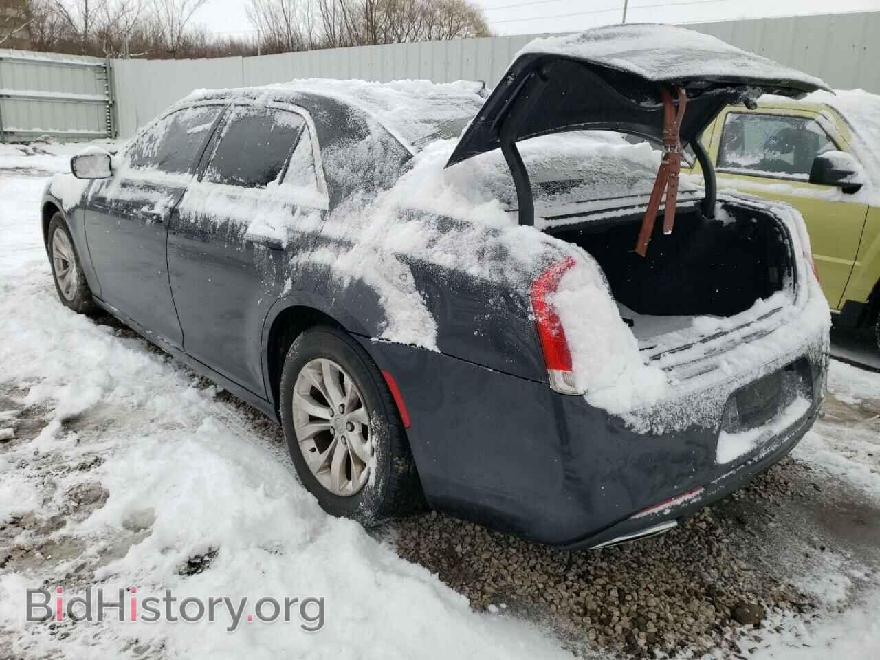 2015 CHRYSLER 300 - VIN: 2C3CCAAG2FH931968 - Фото 2