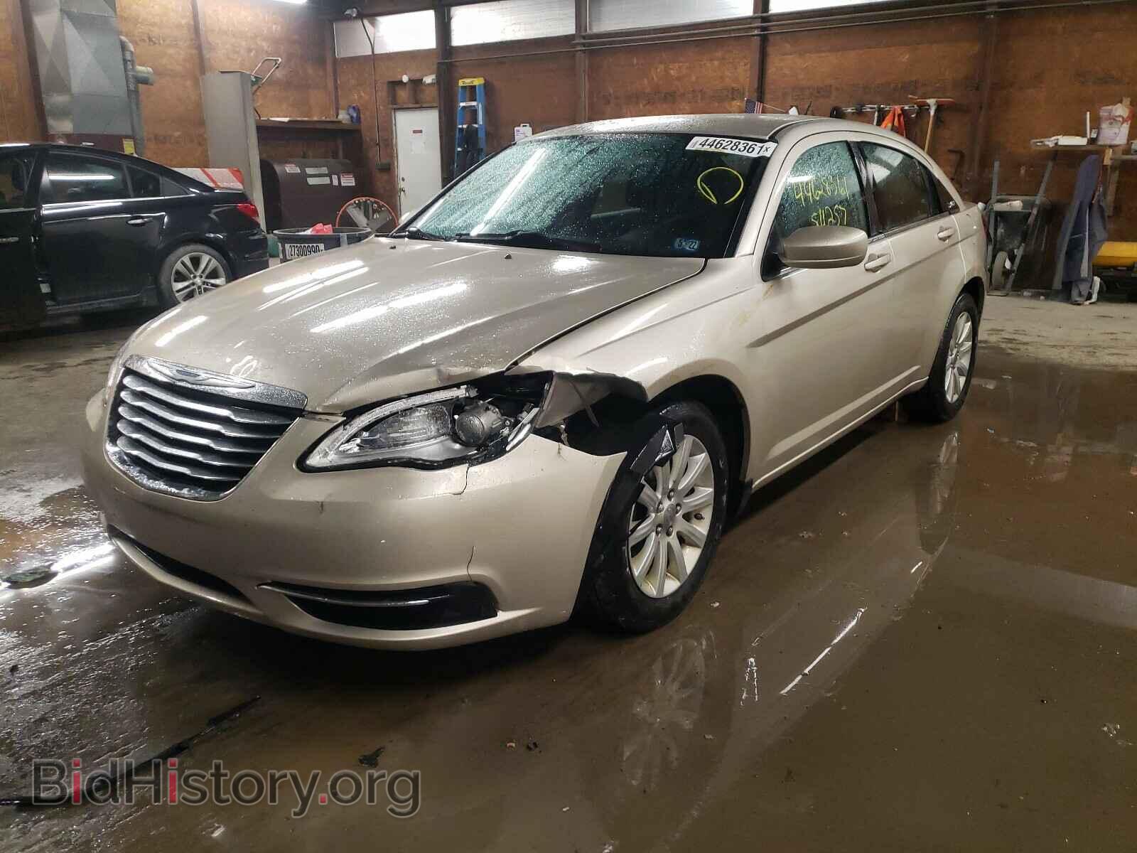 2014 CHRYSLER 200 - VIN: 1C3CCBBB2EN198576 - Фото 2