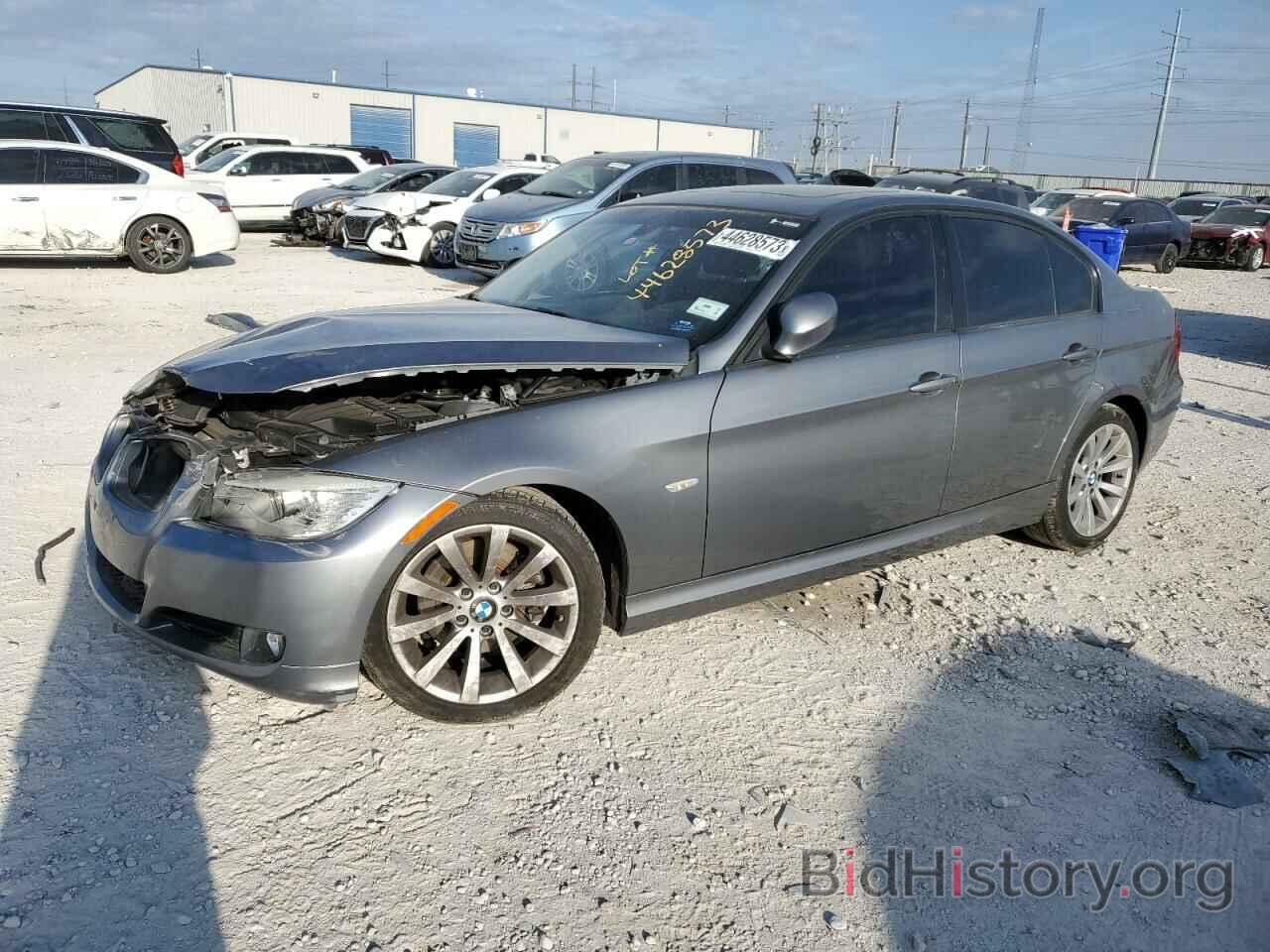 Photo WBAPH5C58BA443745 - BMW 3 SERIES 2011