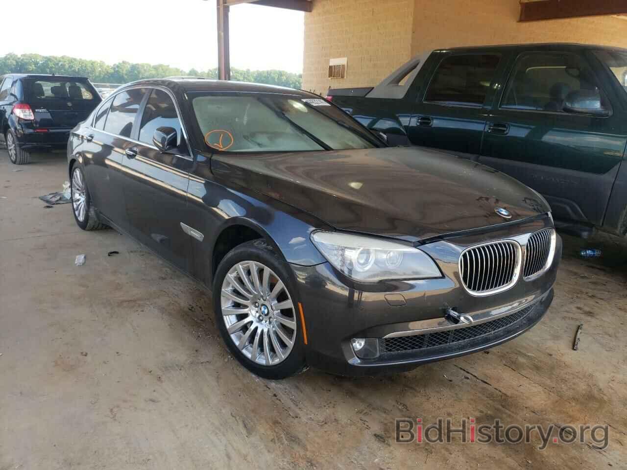 Фотография WBAKB8C54CDX20923 - BMW 7 SERIES 2012