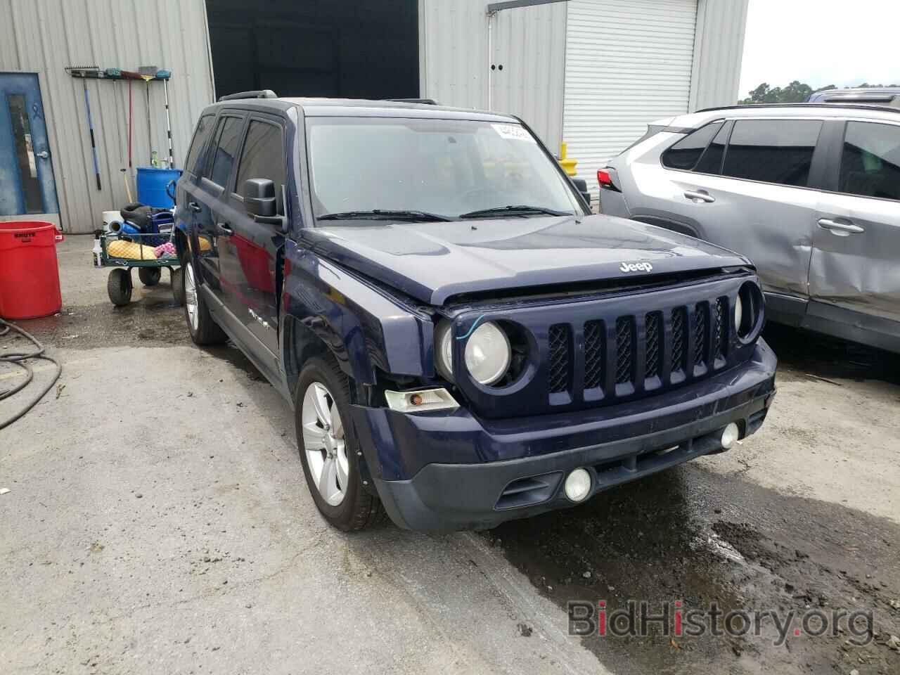 Photo 1C4NJPFA5DD187374 - JEEP PATRIOT 2013