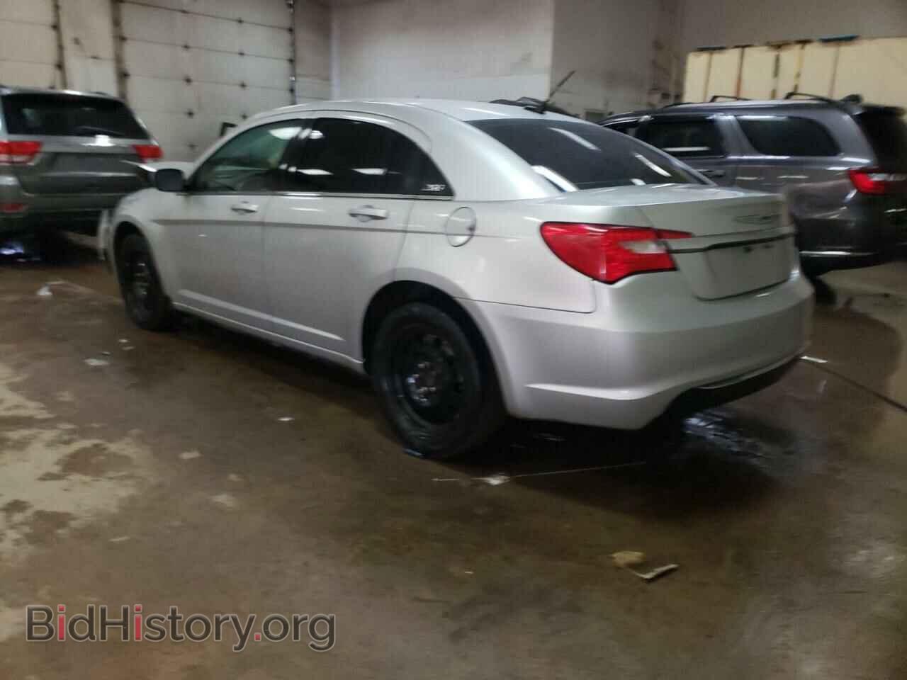 2012 CHRYSLER 200 - VIN: 1C3CCBAB9CN104093 - Фото 2