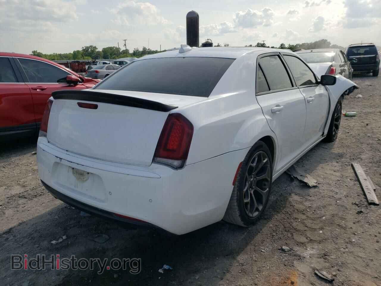 2015 CHRYSLER 300 - VIN: 2C3CCABG7FH859941 - Фото 4