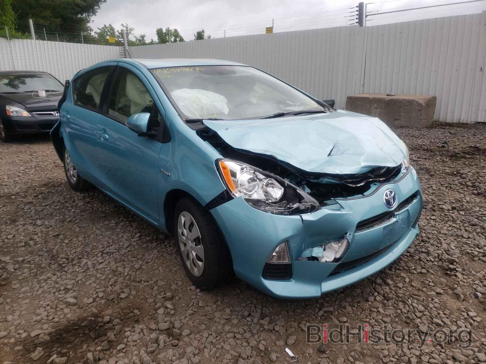 Photo JTDKDTB3XE1068555 - TOYOTA PRIUS 2014