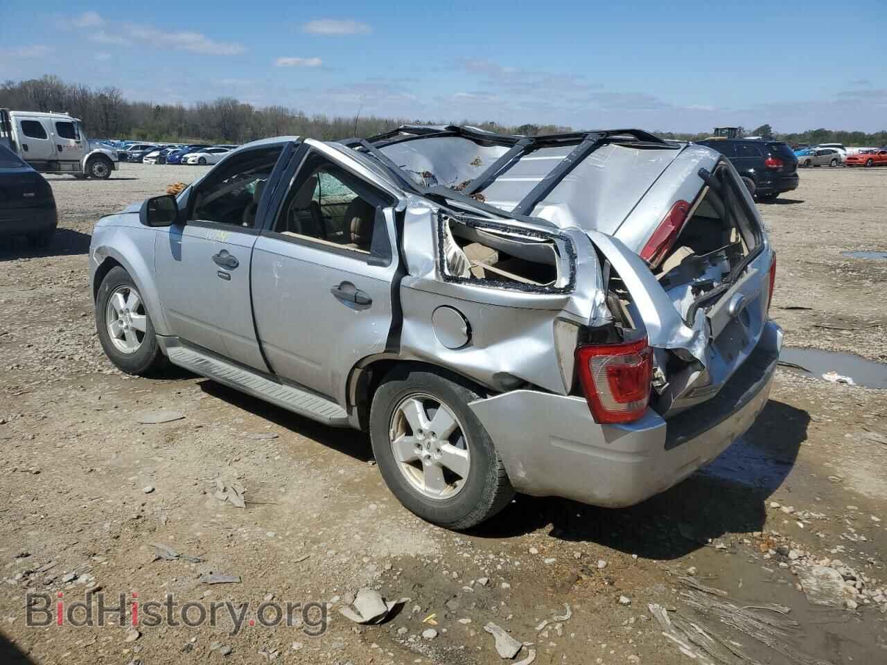2010 FORD ESCAPE - VIN: 1FMCU0D79AKA62717 - Фото 2