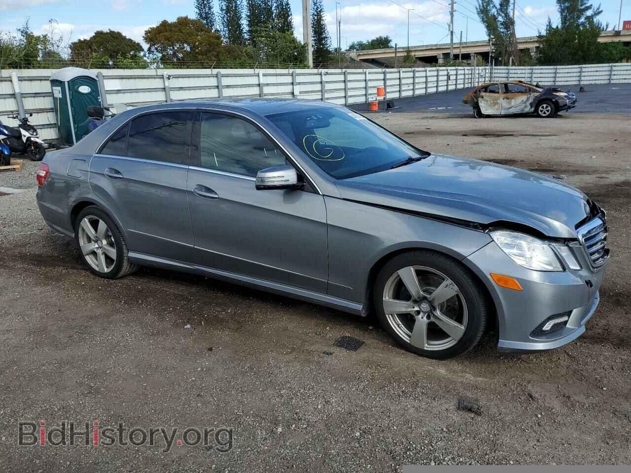 2011 MERCEDES-BENZ E-CLASS - VIN: WDDHF8HB1BA386761 - Фото 4