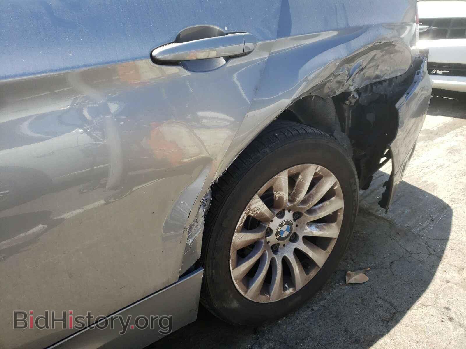 2009 BMW 3 SERIES - VIN: WBAPH53519A436033 - Фото 9